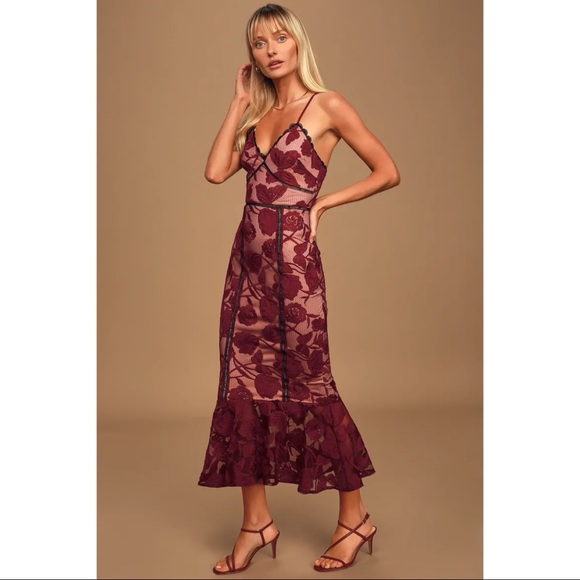 NWOT Lulus Alluring Dream Burgundy Floral Mesh Lace Trumpet Midi Dress XLARGE - Picture 2 of 10